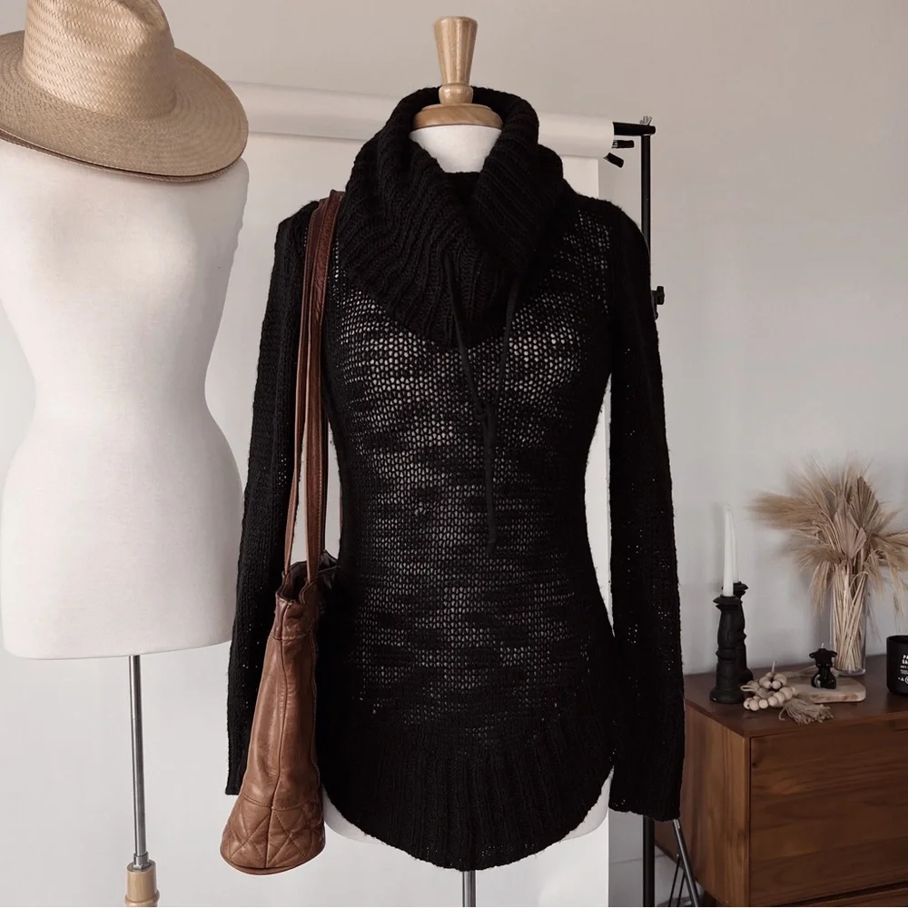 RELAXED FIT BLACK TURTLENECK KNIT SWEATER TOP - Picture 10 of 10